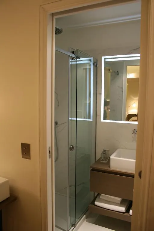 Cirque Deluxe Párizs